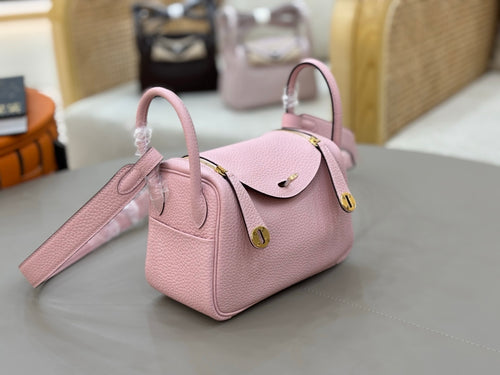 Fresh Arrival! Blush Pink Leather Compact Handbag, Multipurpose Accessory for Everyday Outfit Styling